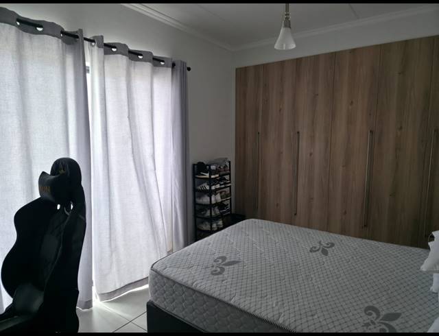 1 bed property to rent in CAPE FARMS